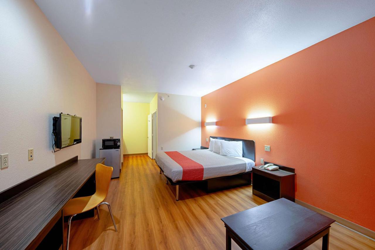 Motel 6-Rhome, Tx Exteriér fotografie